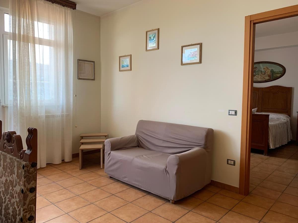 Casa Di Tommaso Apartment Sonnino ภายนอก รูปภาพ